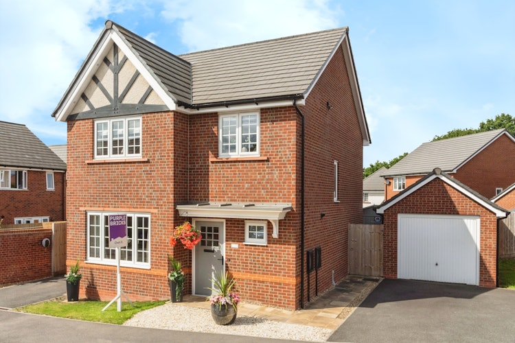 4 bedroom detached house