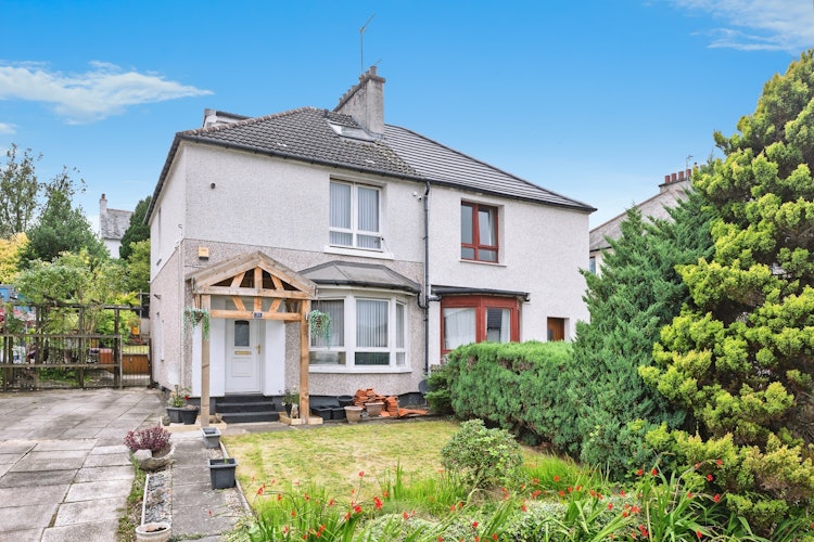 3 bedroom semi-detached house