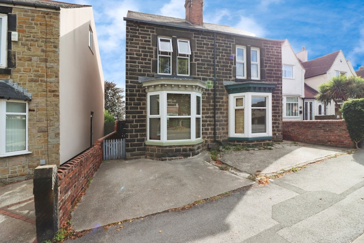 3 bedroom semi-detached house