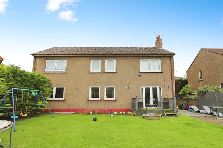 3 bedroom ground floor flat