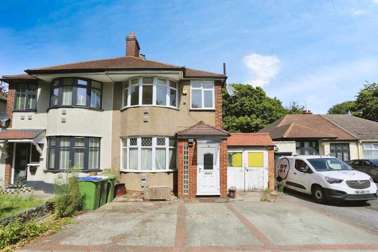 3 bedroom semi-detached house