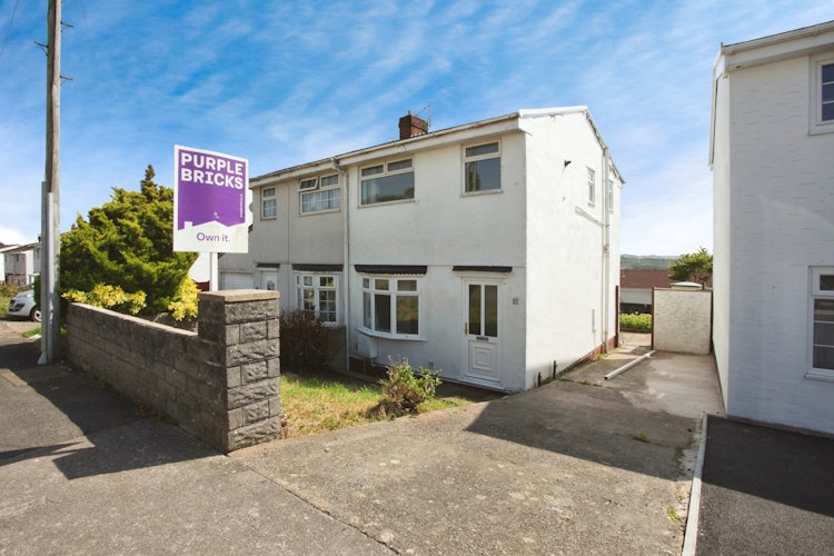 2 bedroom semi-detached house