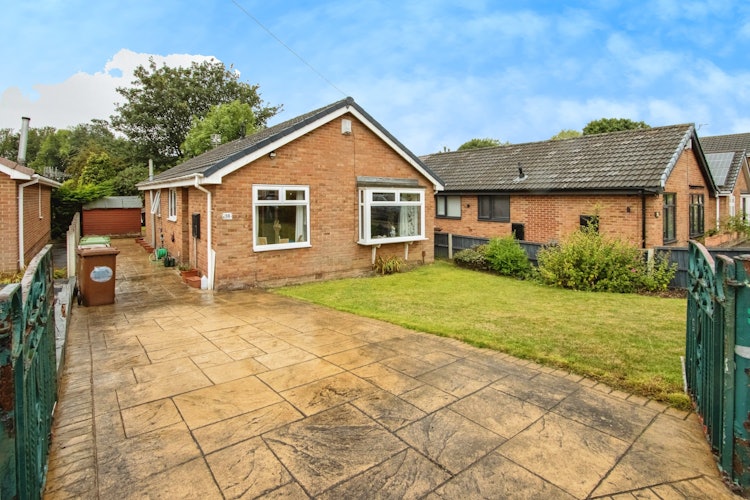 4 bedroom detached bungalow