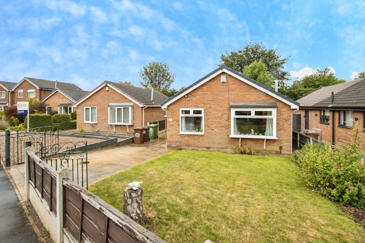 4 bedroom detached bungalow