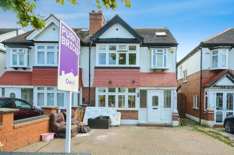 4 bedroom semi-detached house