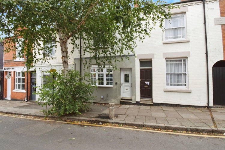 2 bedroom terraced house