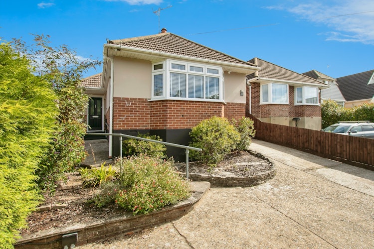 2 bedroom detached bungalow