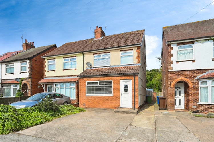 3 bedroom semi-detached house