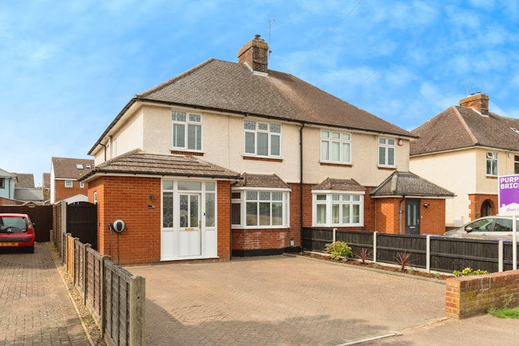 4 bedroom semi-detached house