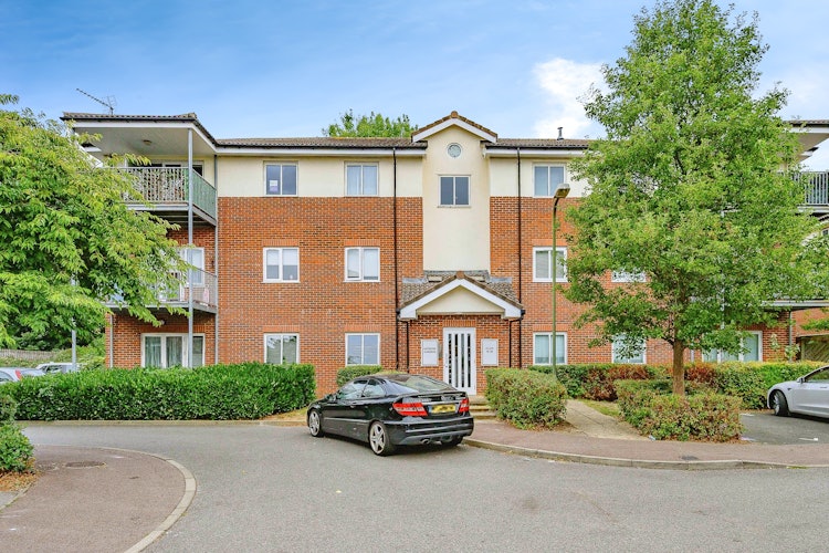 2 bedroom flat