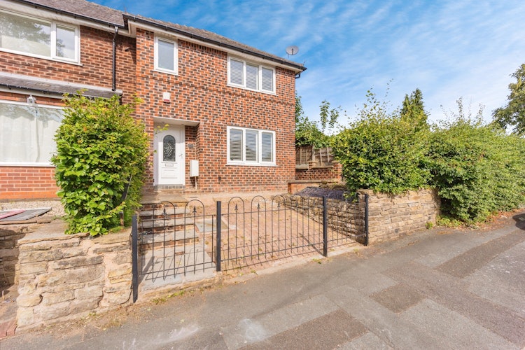 2 bedroom end of terrace house