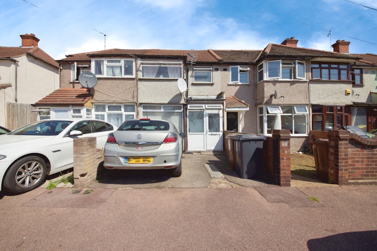 2 bedroom terraced house