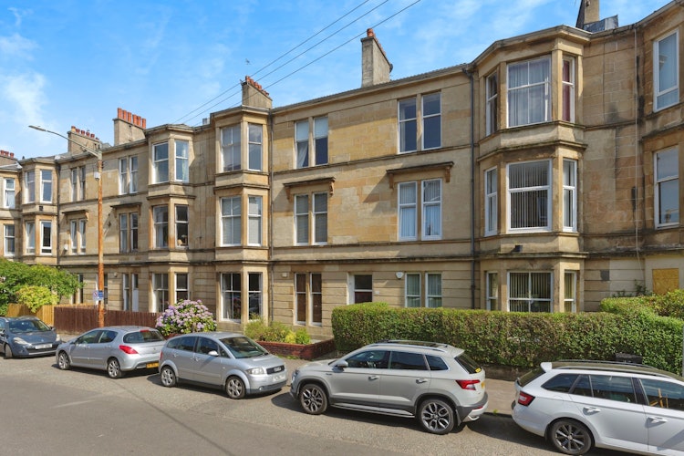 2 bedroom flat