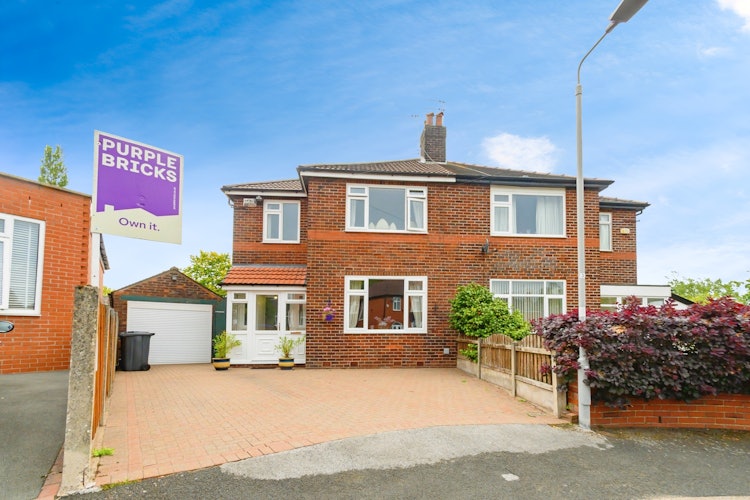 4 bedroom semi-detached house