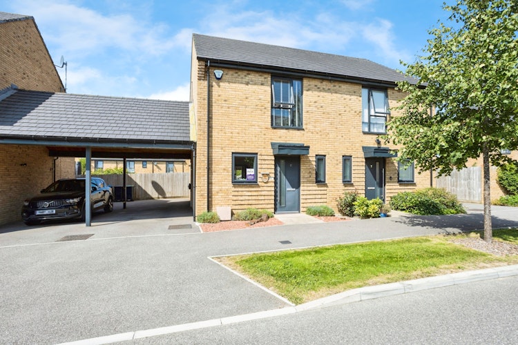 2 bedroom semi-detached house