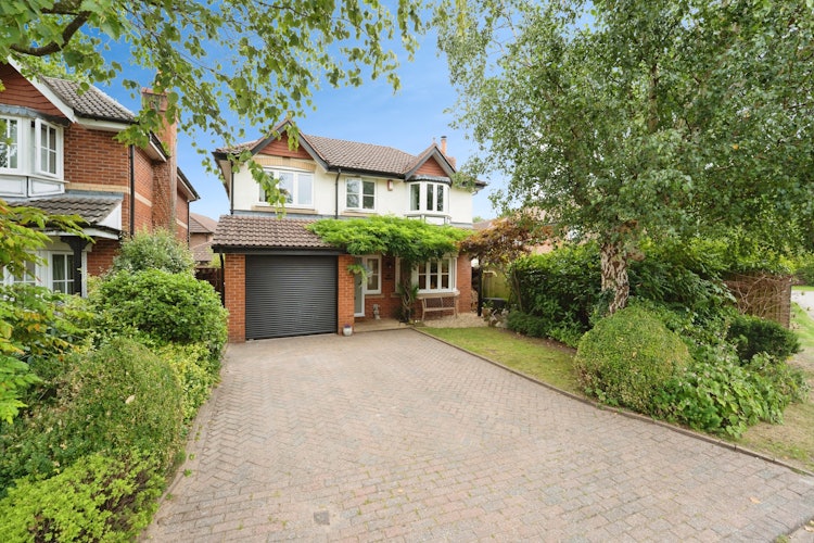 4 bedroom detached house