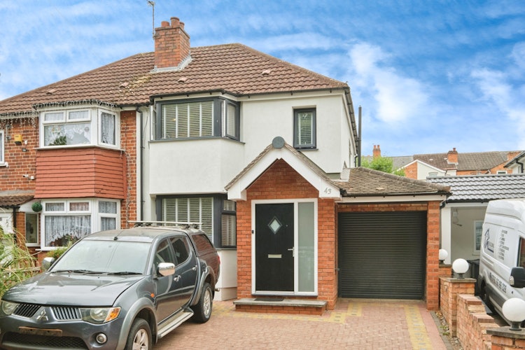 3 bedroom semi-detached house