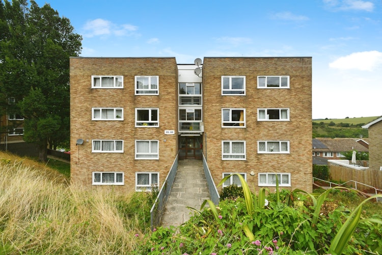 3 bedroom flat
