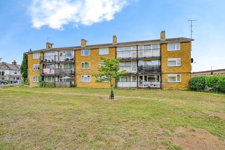 2 bedroom flat
