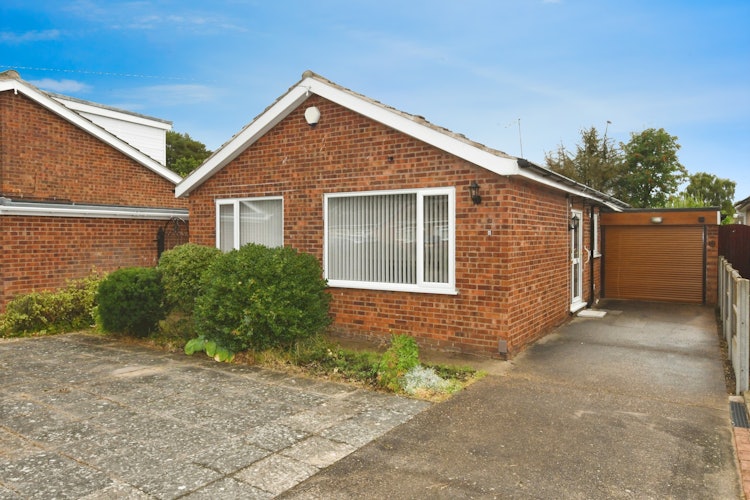 2 bedroom detached bungalow