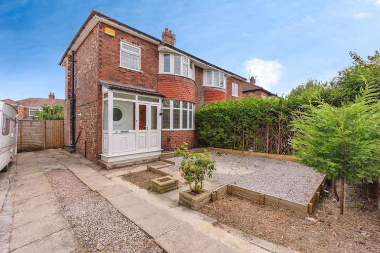 3 bedroom semi-detached house