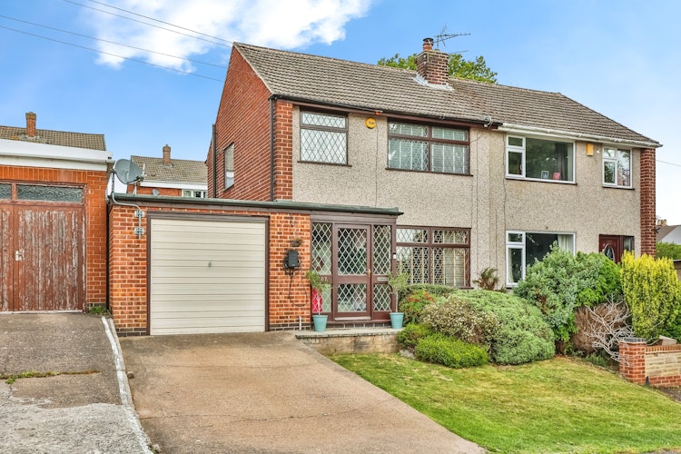 3 bedroom semi-detached house