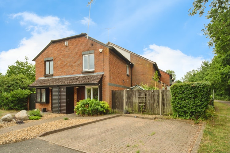 1 bedroom terraced house