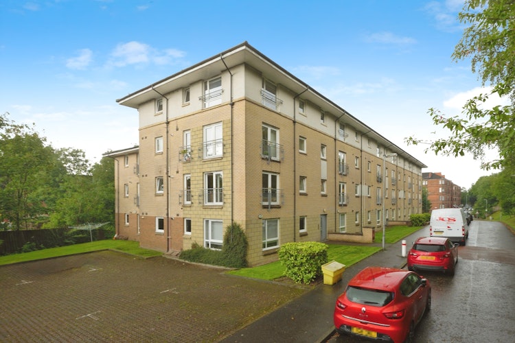 2 bedroom flat