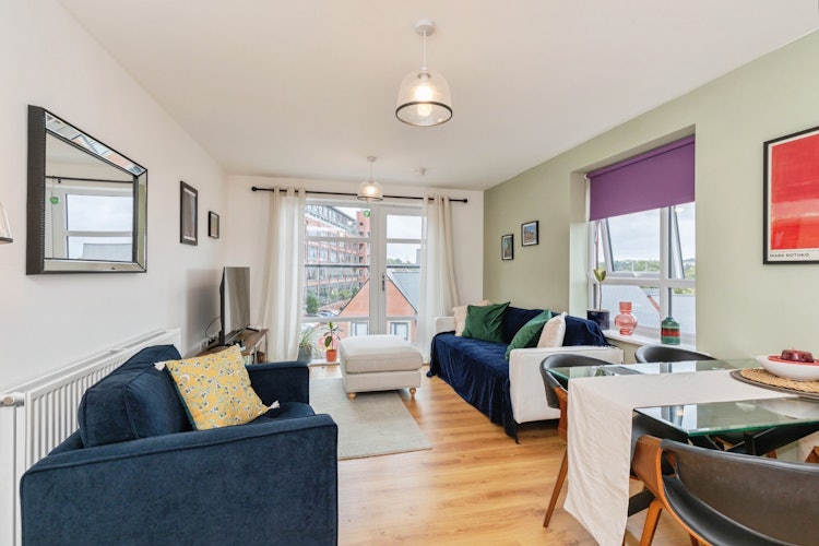 1 bedroom apartment
