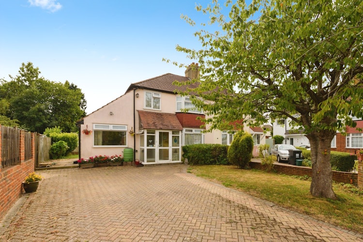 3 bedroom semi-detached house