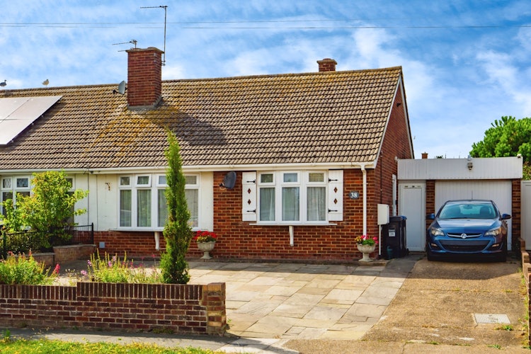 2 bedroom semi-detached bungalow
