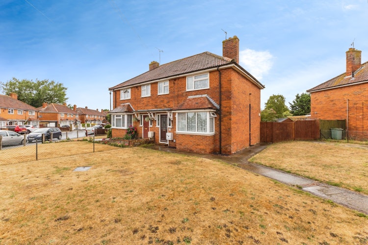 3 bedroom semi-detached house