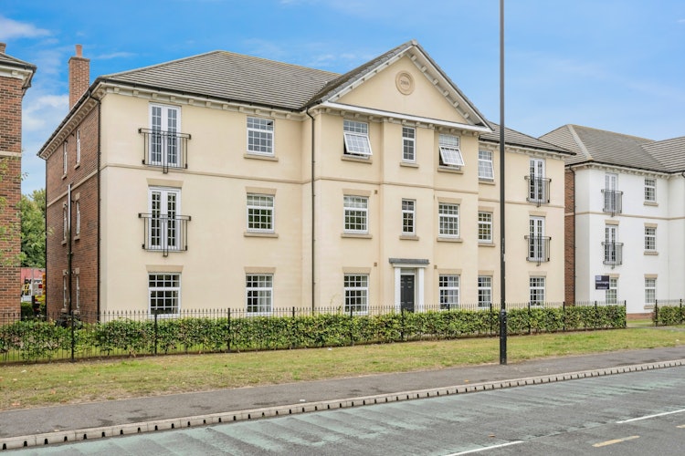 2 bedroom flat