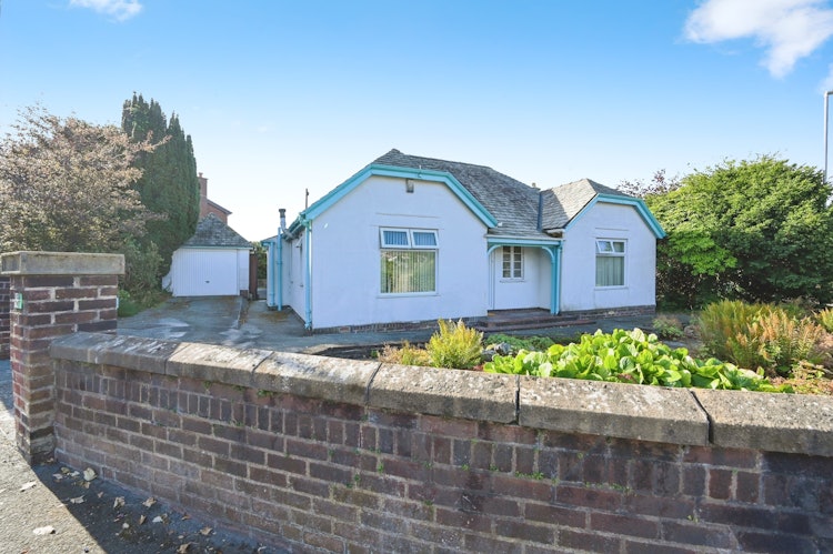 2 bedroom detached bungalow