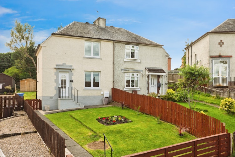2 bedroom semi-detached house