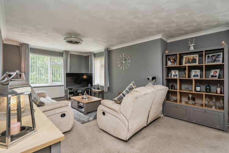 2 bedroom flat