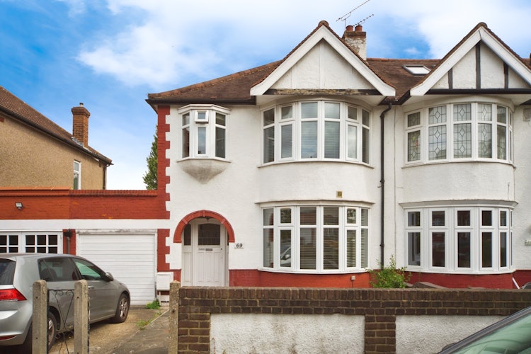 3 bedroom semi-detached house