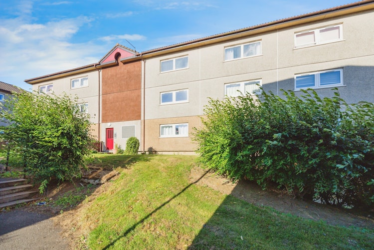 2 bedroom flat