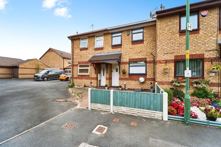 2 bedroom terraced house