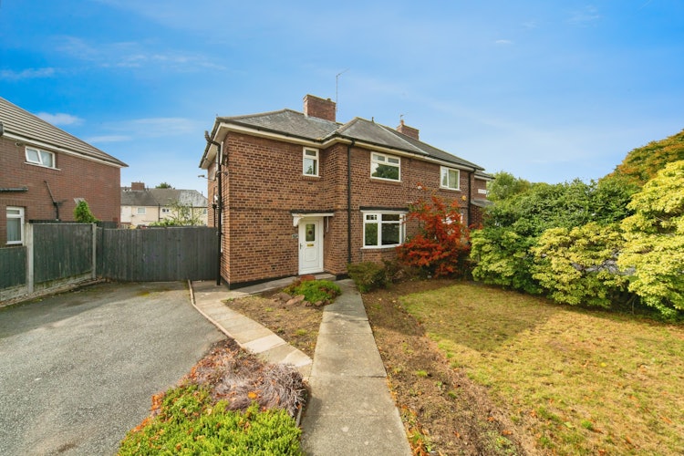 3 bedroom semi-detached house