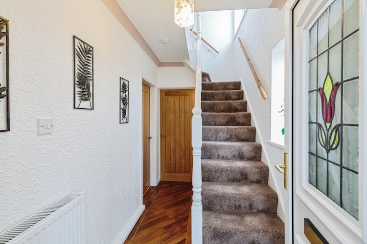 3 bedroom semi-detached house