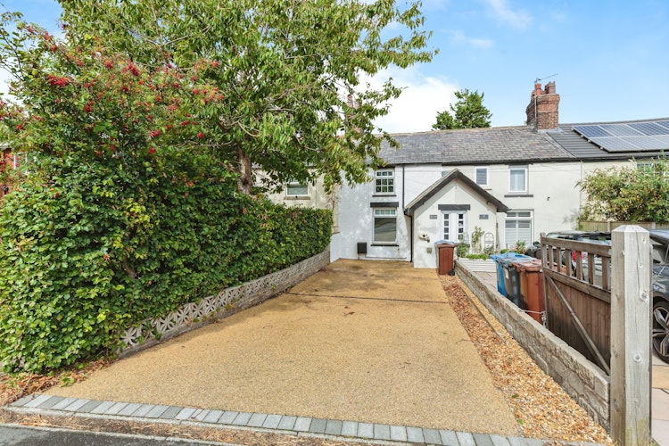 3 bedroom terraced house