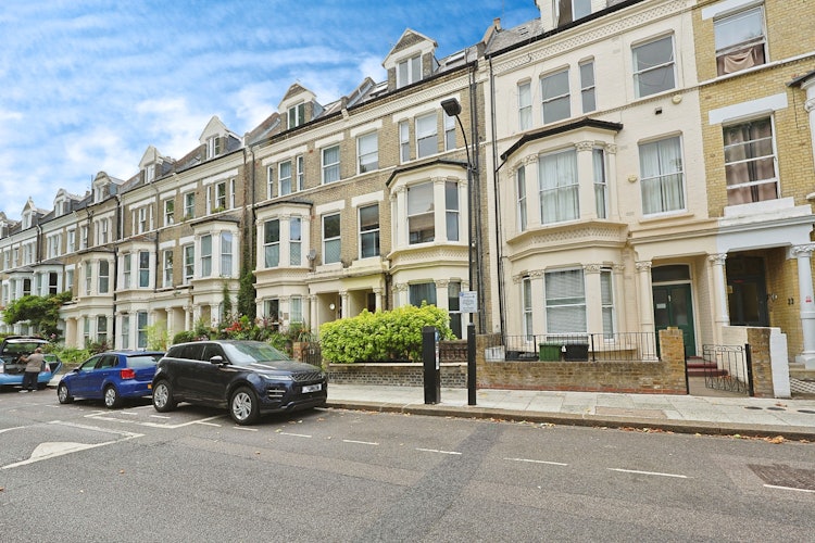 2 bedroom flat