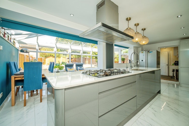 3 bedroom semi-detached house