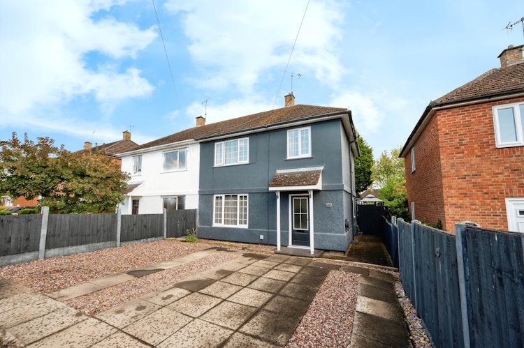 3 bedroom semi-detached house
