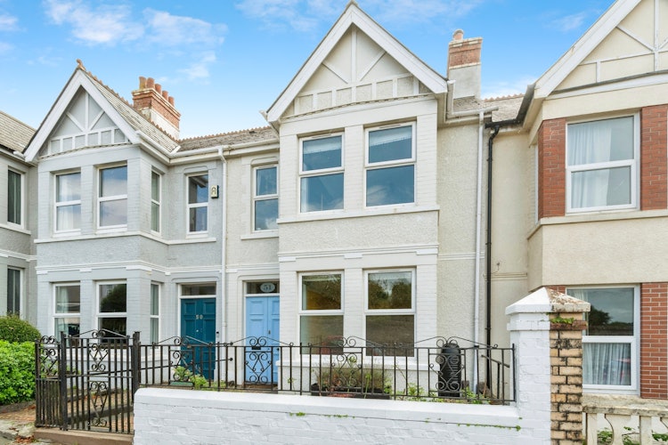 3 bedroom terraced house