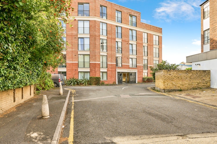 1 bedroom flat