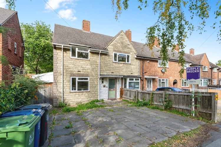 4 bedroom end of terrace bungalow