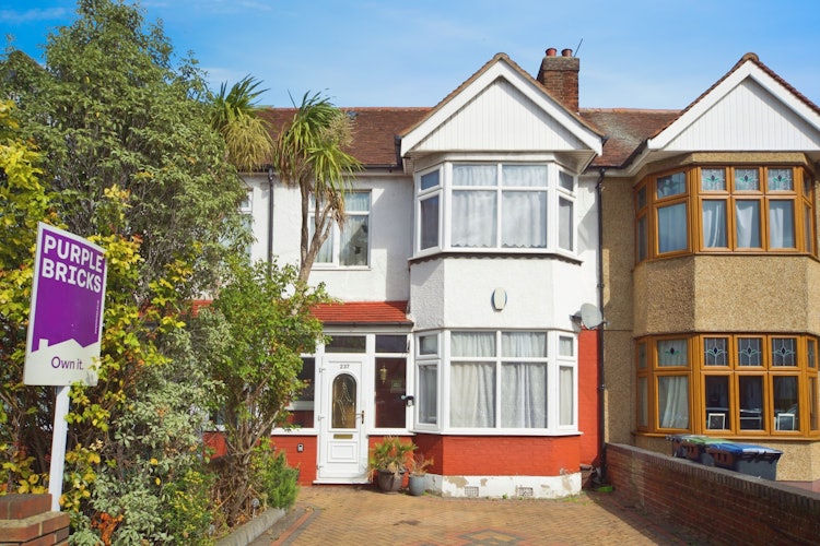 5 bedroom terraced house