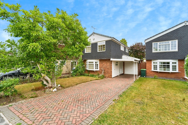 3 bedroom semi-detached house